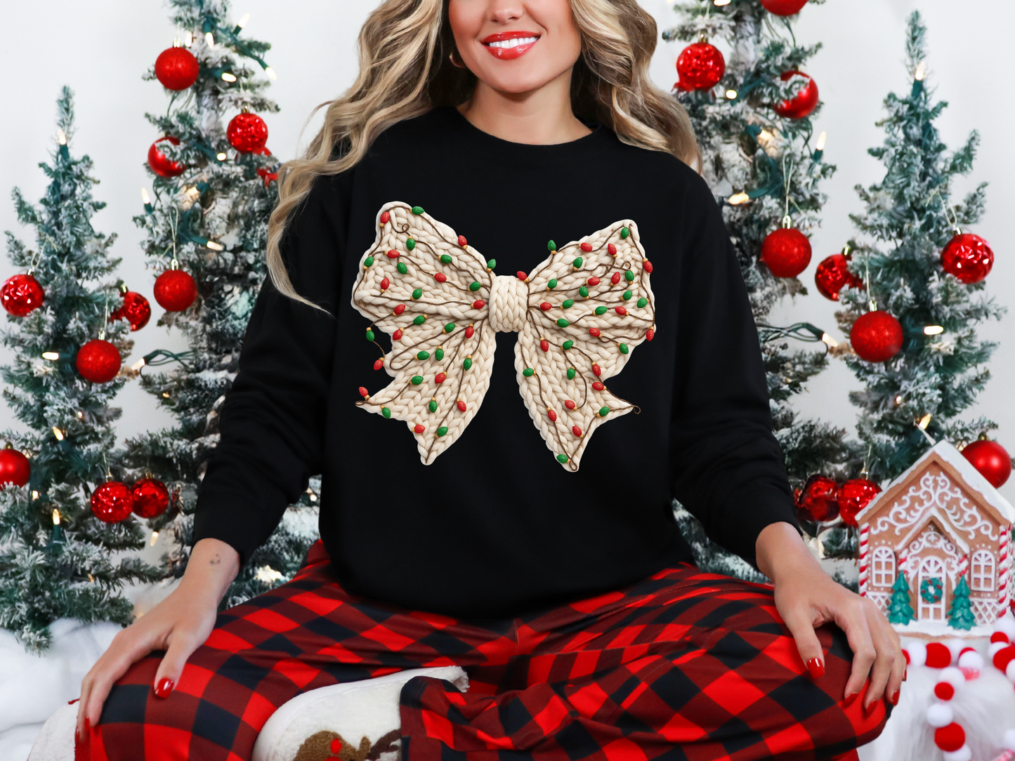 Knit Beige Bow With Christmas Lights