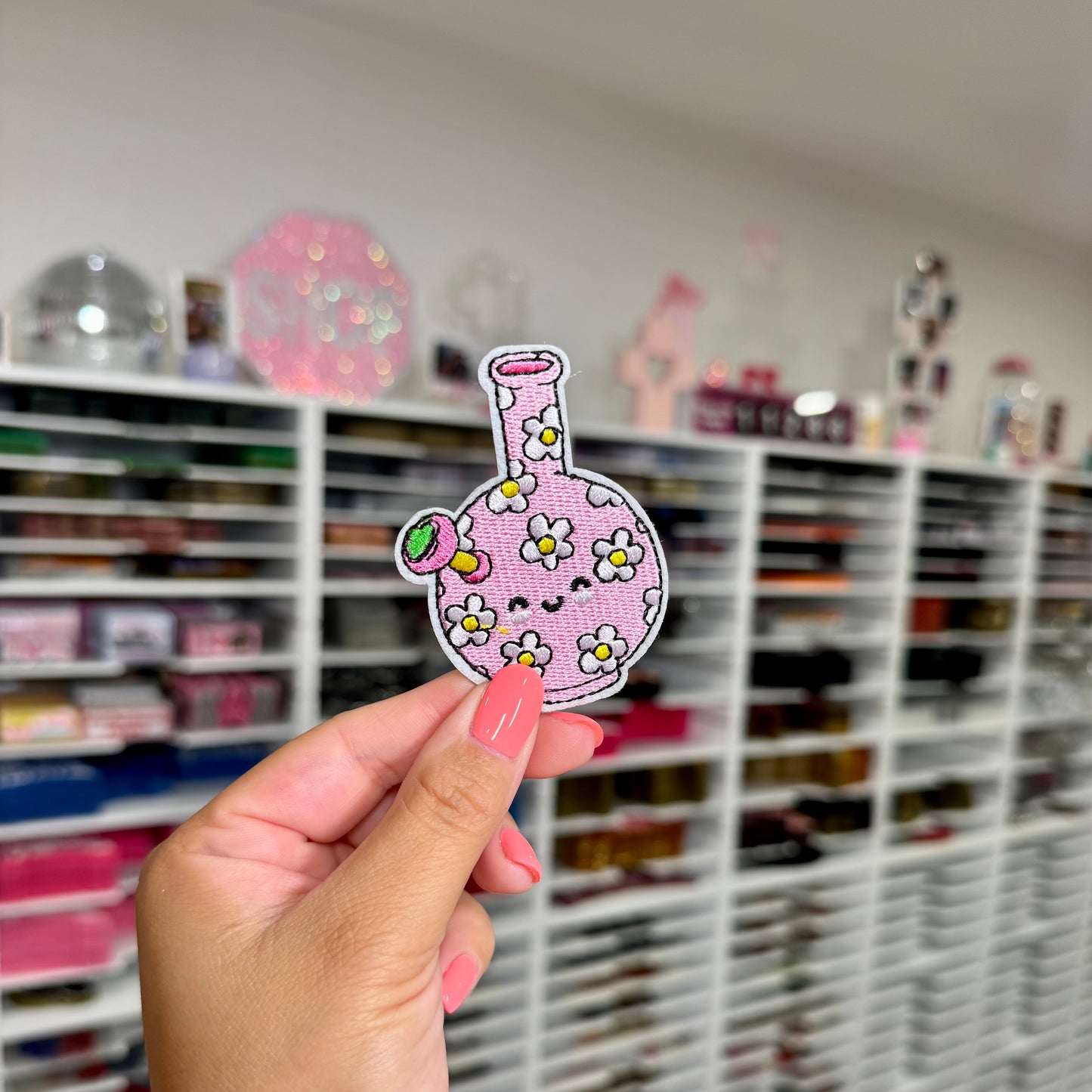 Cutie Vase - Embroidered Patch