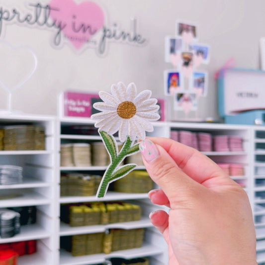 White Daisy with Stem - Embroidered Patch