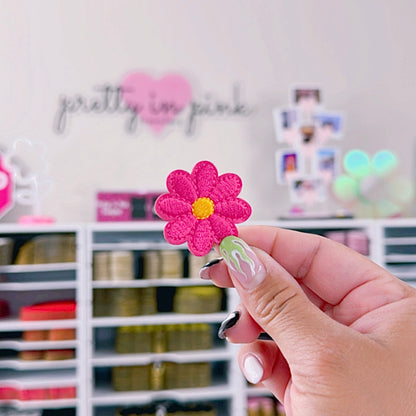 Small Daisy  - Embroidered Patch