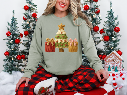 Knit Christmas Tree & Presents