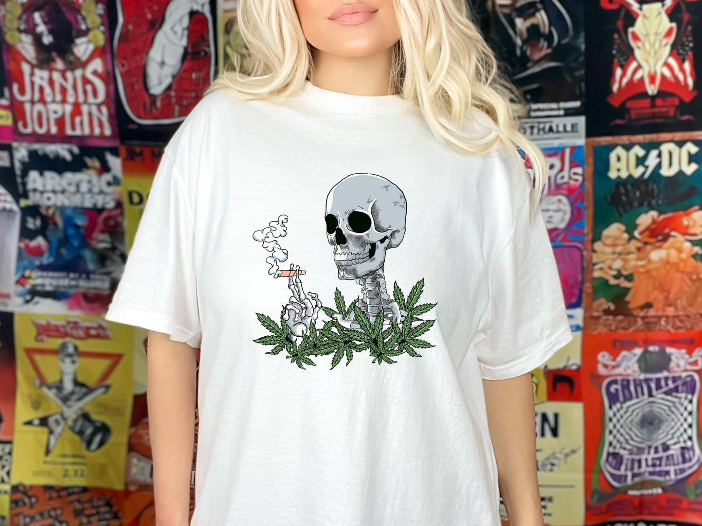 Smokin' Skeleton